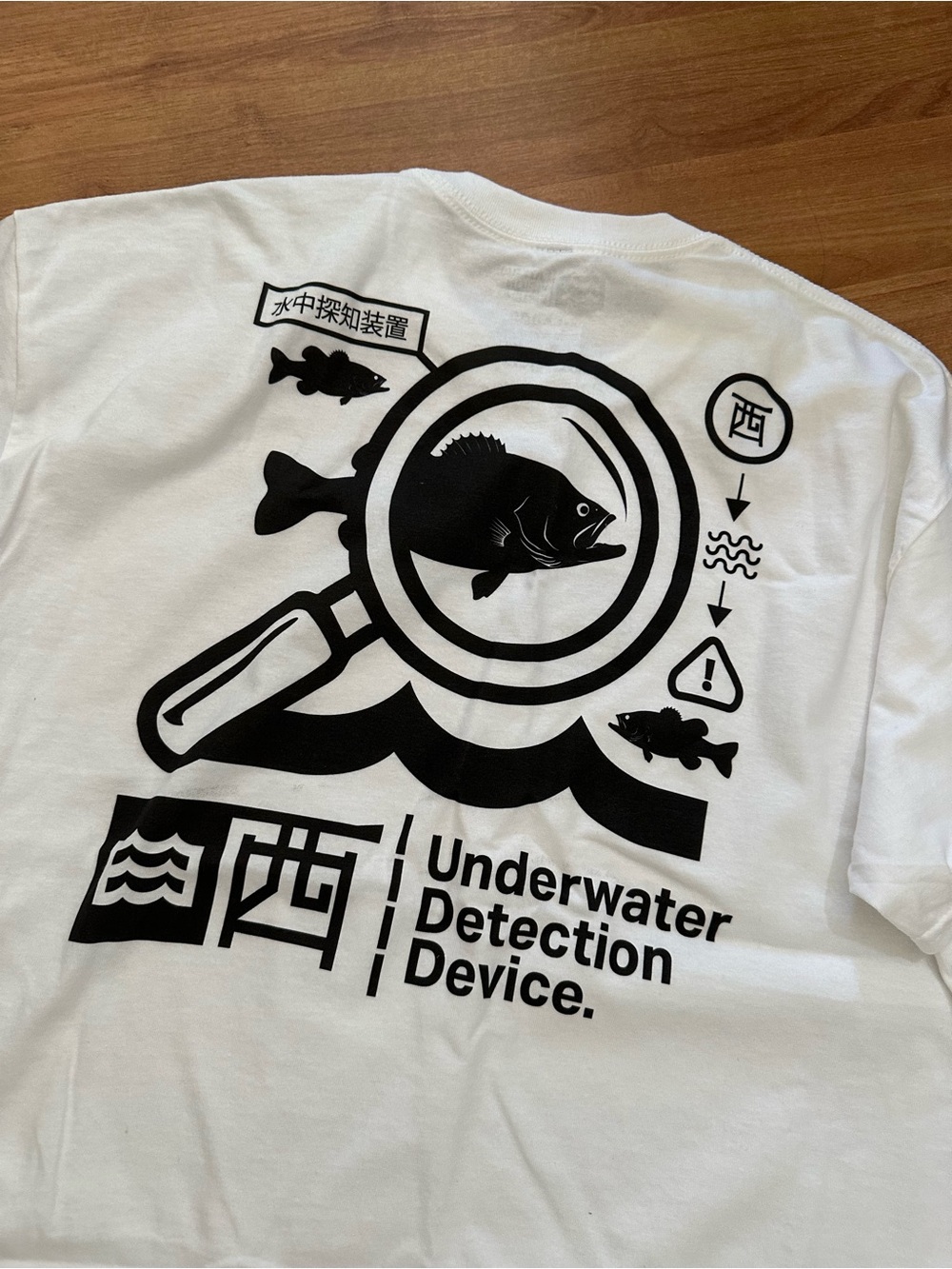 Lateral Vision Fishing Underwater Graphic Tee in White with Black Print